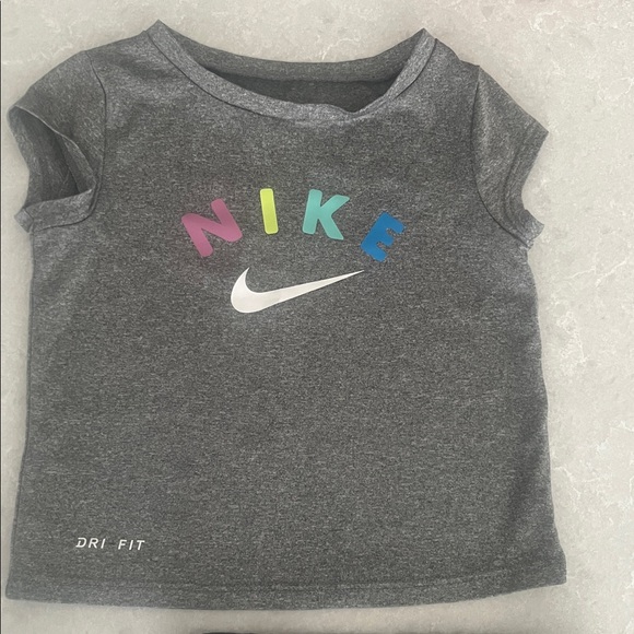 Nike Kids Gray/Charcoal Dri-FIT Outfit top 2T pants 18M - Picture 2 of 5